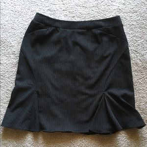 Excellent used condition Max Studio skirt